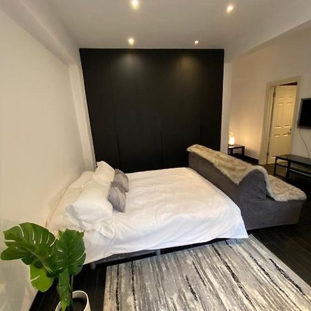 Beautiful Modern Studio In High Street Kensington Lägenhet London Exteriör bild