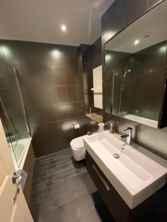 Beautiful Modern Studio In High Street Kensington Lägenhet London Exteriör bild